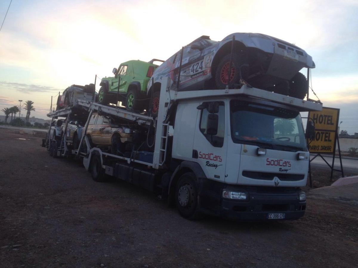 Motel Paris Dakar Selouane Bagian luar foto