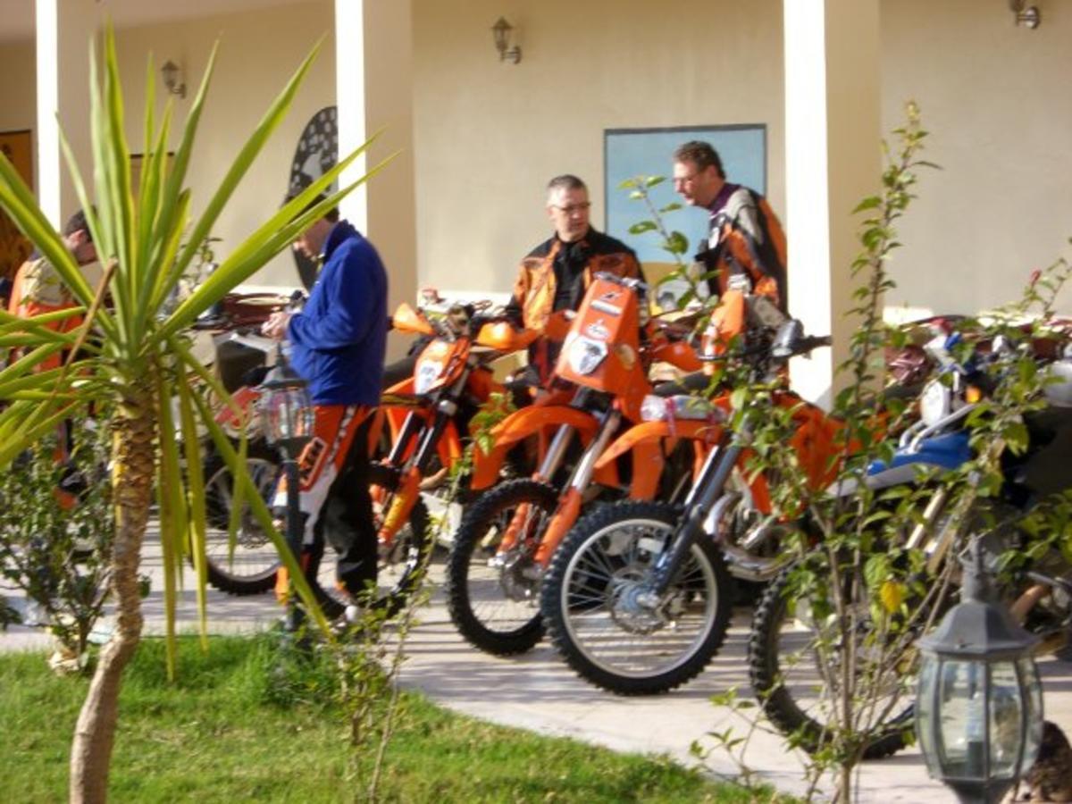 Motel Paris Dakar Selouane Bagian luar foto